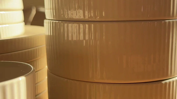 UGC Video: Ästhetisches Teller-Set